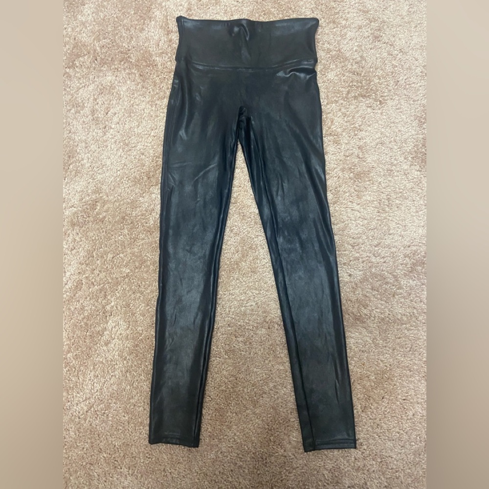 Spanx: Faux leather spanx leggings. Size medium